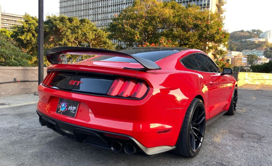 Ford Mustang V8 Coyote – Año 2017