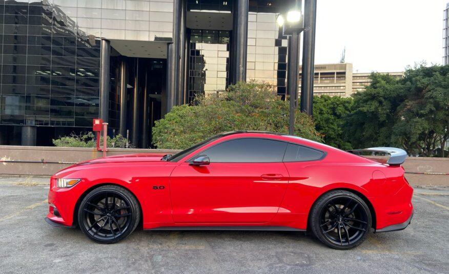 Ford Mustang V8 Coyote – Año 2017