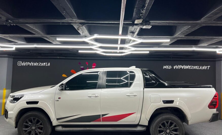 Toyota Hilux GR – Año 2022