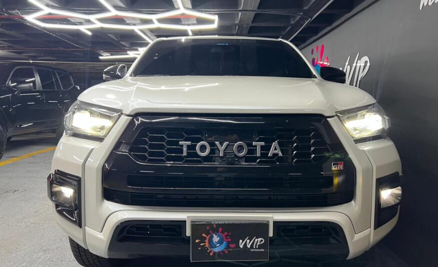 Toyota Hilux GR – Año 2022
