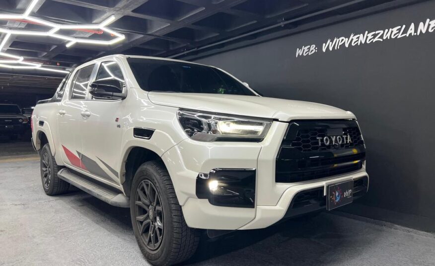 Toyota Hilux GR – Año 2022