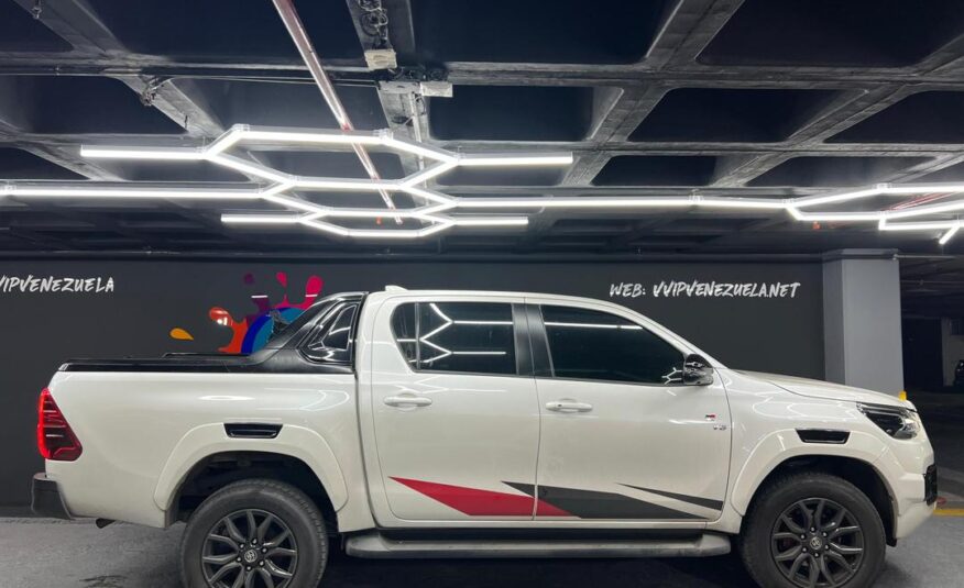 Toyota Hilux GR – Año 2022