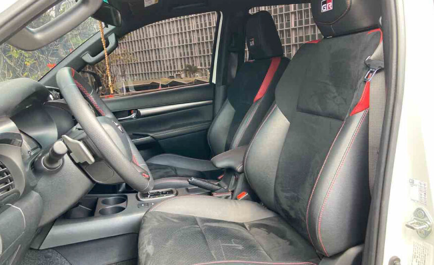 Toyota Hilux GR – Año 2022