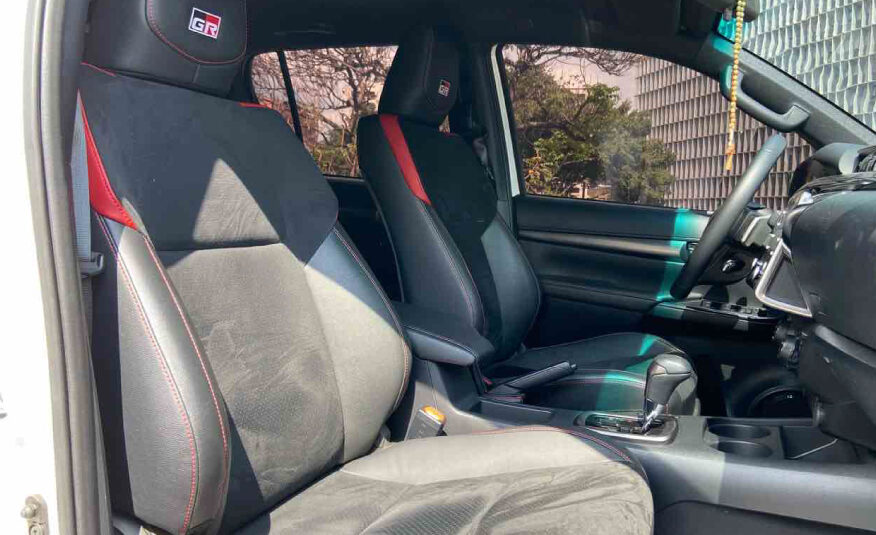 Toyota Hilux GR – Año 2022