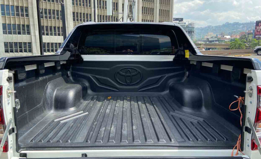 Toyota Hilux GR – Año 2022