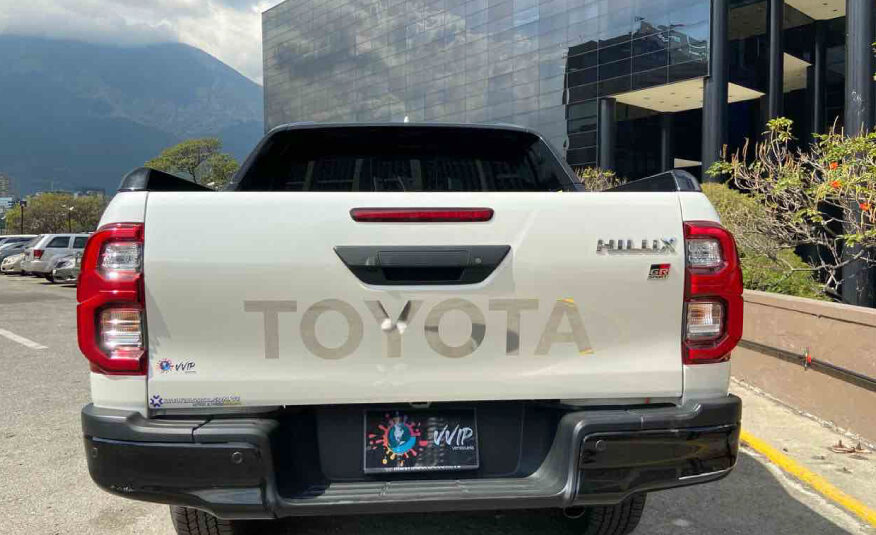 Toyota Hilux GR – Año 2022