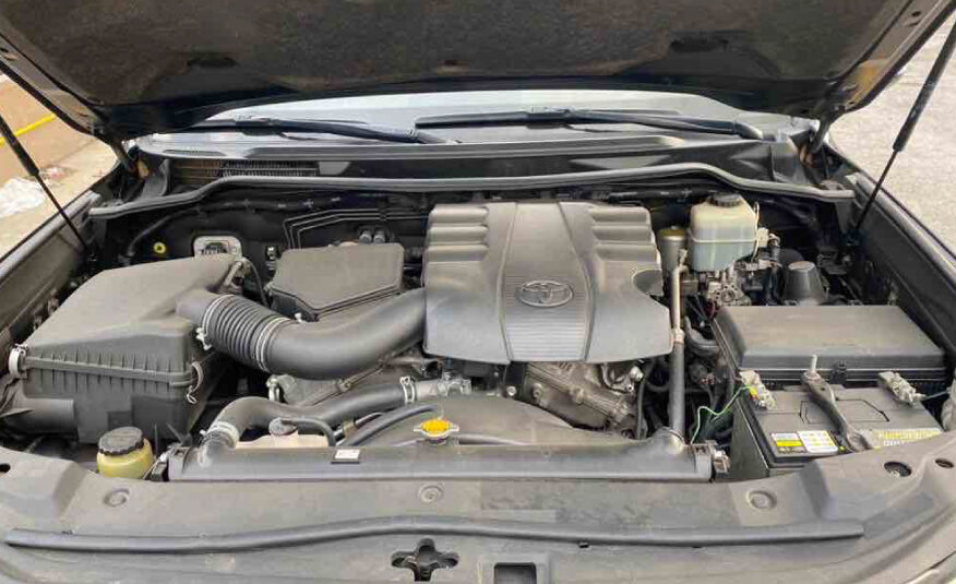 Toyota Land Cruiser V6 Blindada – Año 2016