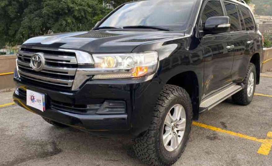 Toyota Land Cruiser V6 Blindada – Año 2016