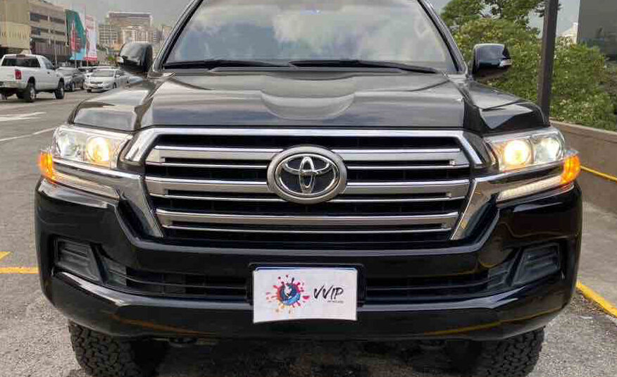 Toyota Land Cruiser V6 Blindada – Año 2016