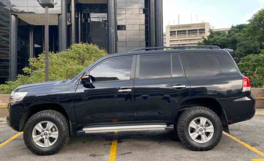 Toyota Land Cruiser V6 Blindada – Año 2016