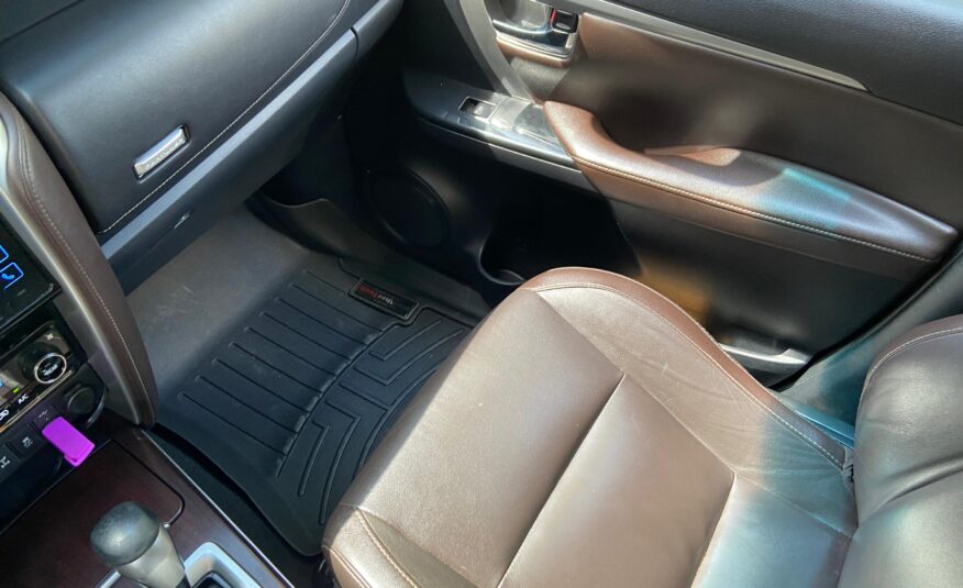 Toyota Fortuner VXR+ V6 – Año 2017