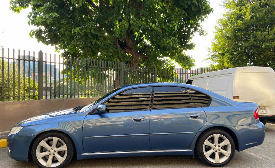 Subaru Legacy 3.0 – Año 2007