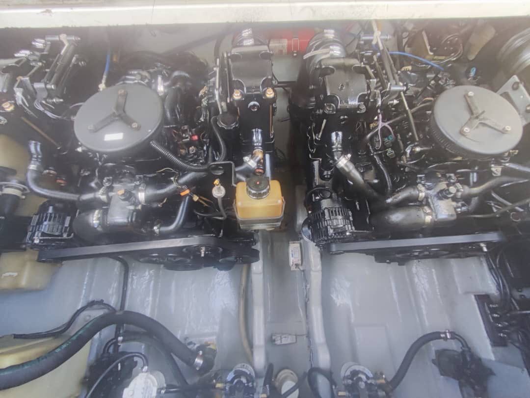 Sea Ray Sundancer 280 30 Pies – Año 2004