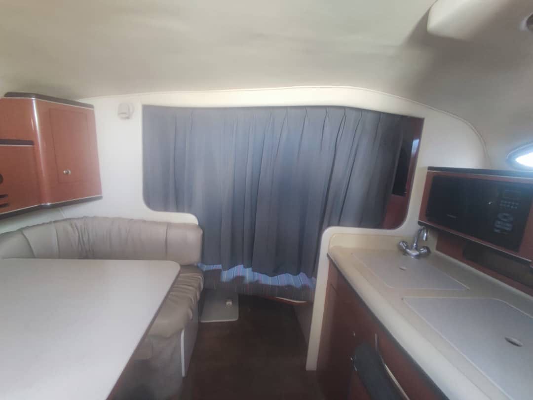 Sea Ray Sundancer 280 30 Pies – Año 2004