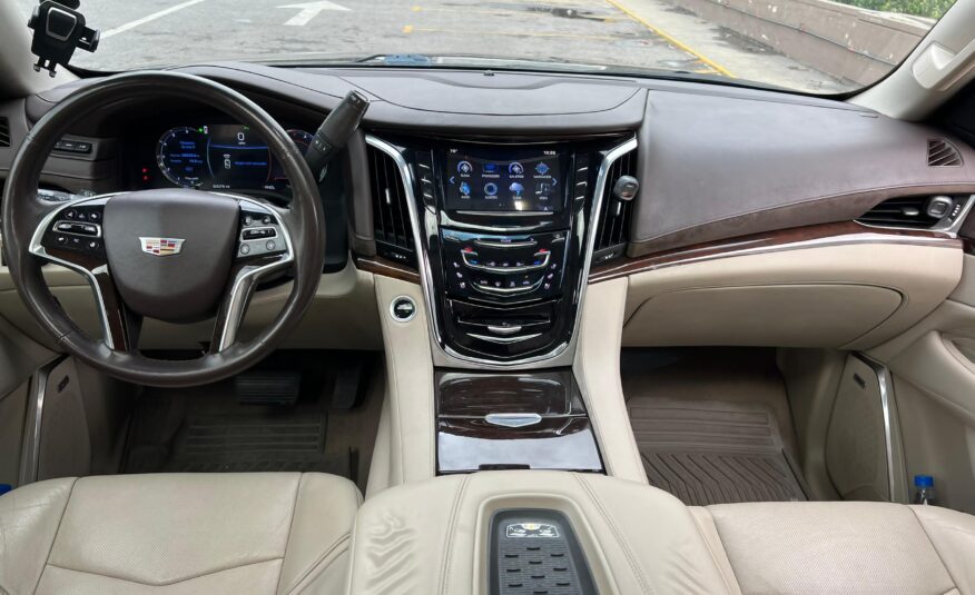 Cadillac Escalade V8 / 6.2L – Año 2018