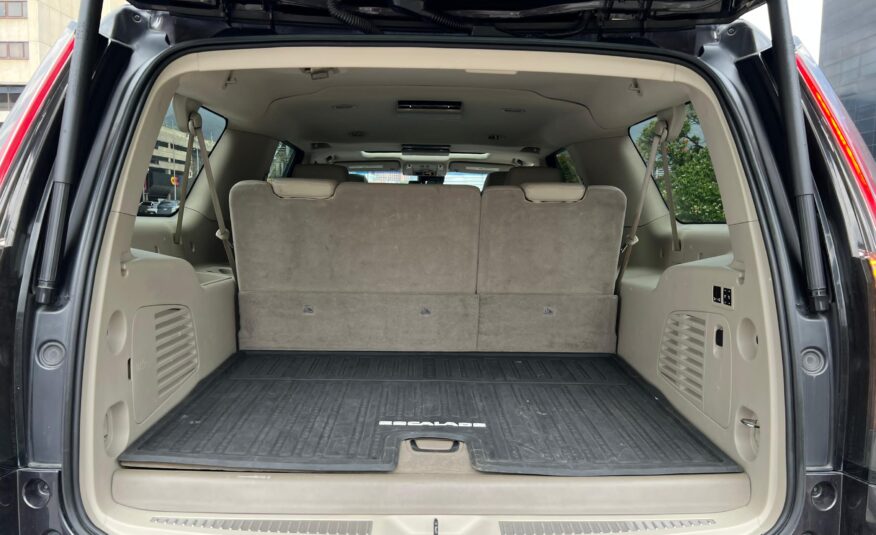 Cadillac Escalade V8 / 6.2L – Año 2018