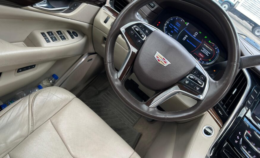 Cadillac Escalade V8 / 6.2L – Año 2018