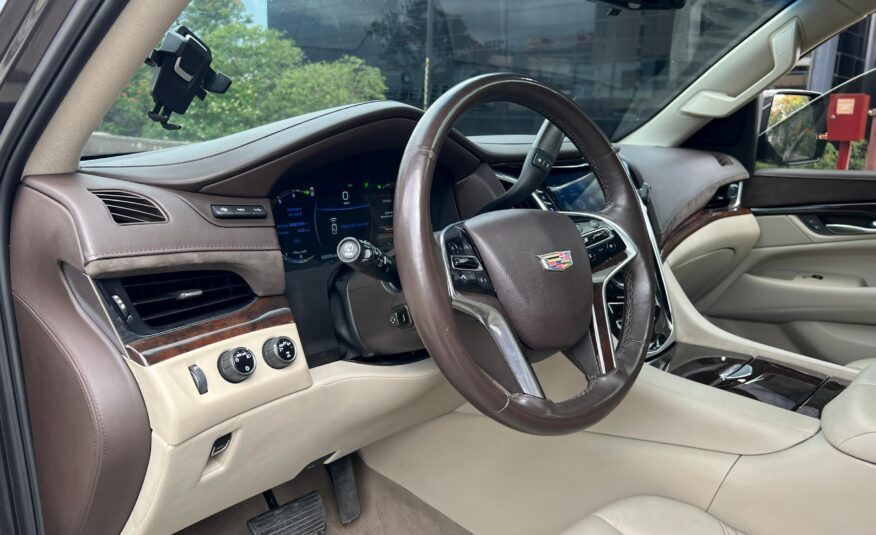 Cadillac Escalade V8 / 6.2L – Año 2018
