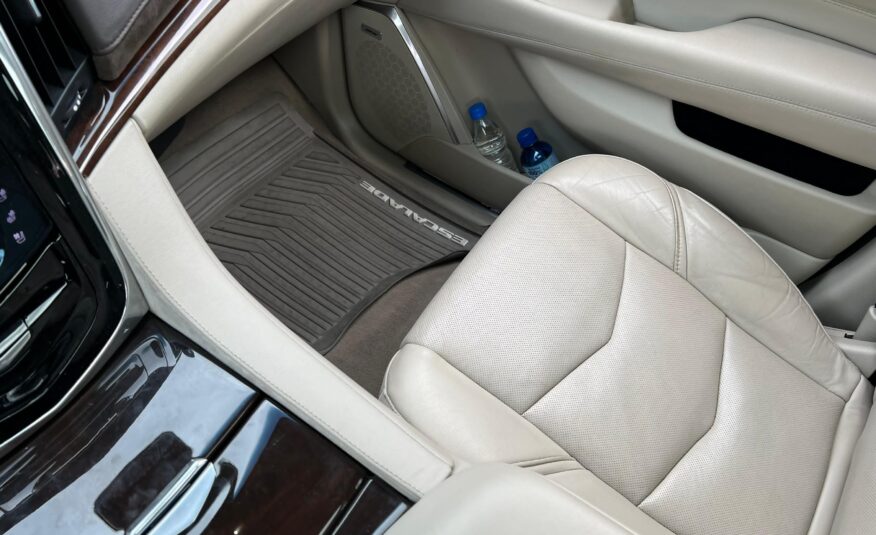 Cadillac Escalade V8 / 6.2L – Año 2018