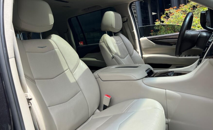 Cadillac Escalade V8 / 6.2L – Año 2018