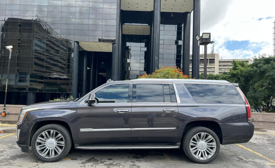 Cadillac Escalade V8 / 6.2L – Año 2018
