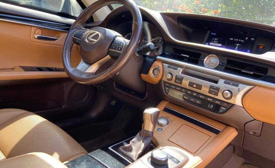 Lexus 350 Blindada Nivel III – Año 2016