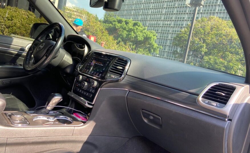 Jeep Grand Cherokee Limited V6 – Año 2022