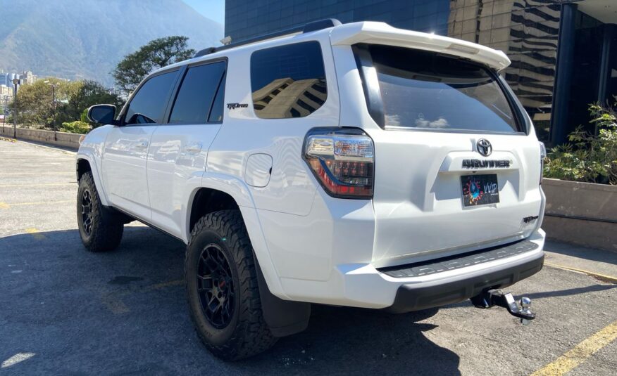 Toyota 4Runner – Año 2020