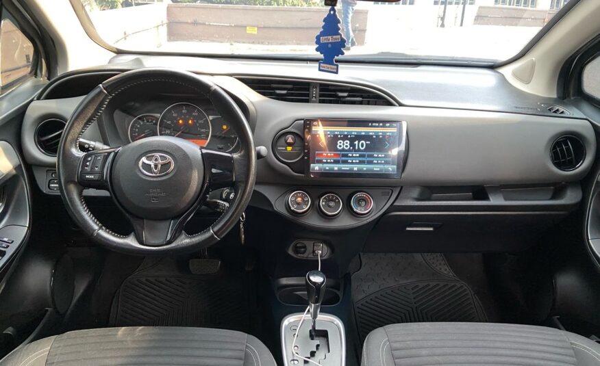 Toyota Yaris SE – Año 2015