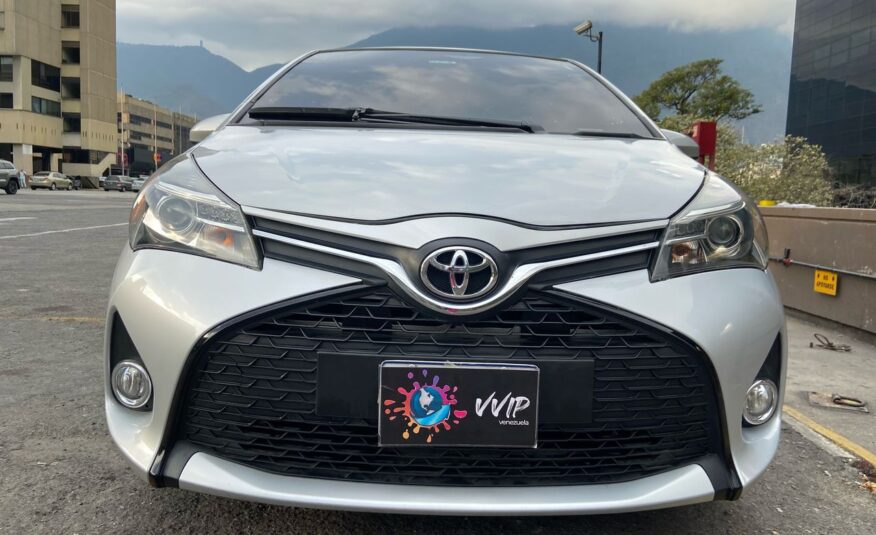 Toyota Yaris SE – Año 2015