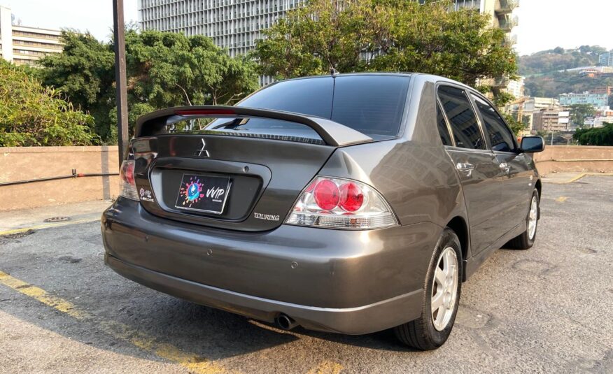 Mitsubishi Lancer Touring 2.0 – Año 2013