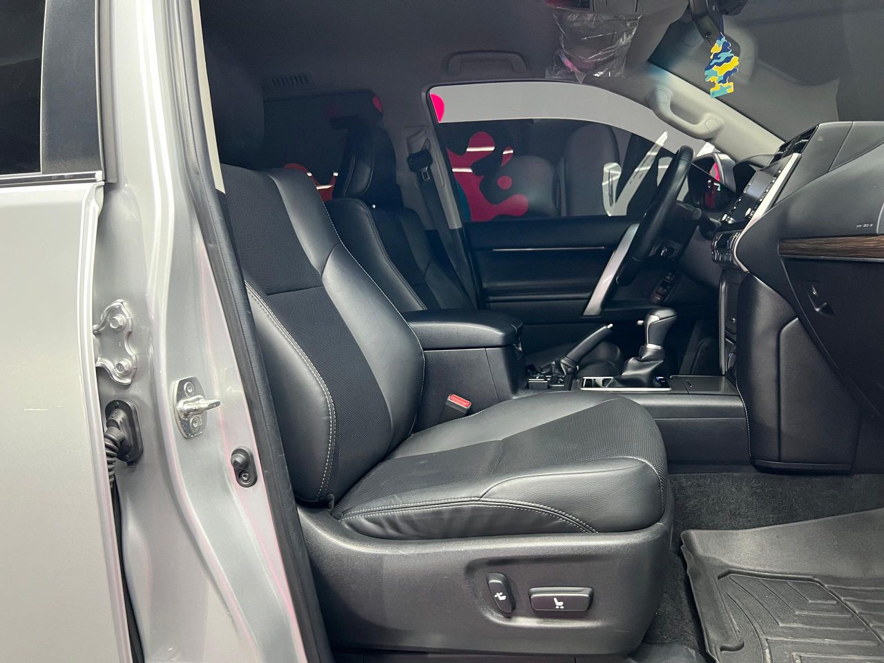 Toyota Prado VX – Año 2022