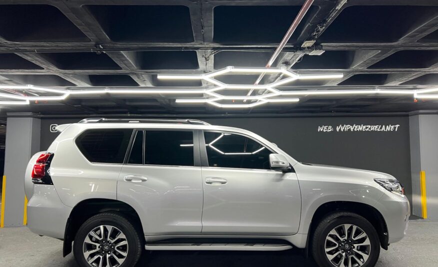 Toyota Prado VX – Año 2022