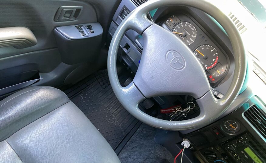 Toyota Meru – Año 2007