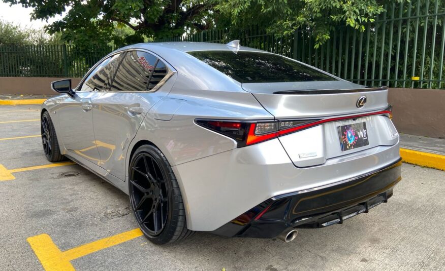 Lexus IS 350 FSport – Año 2021