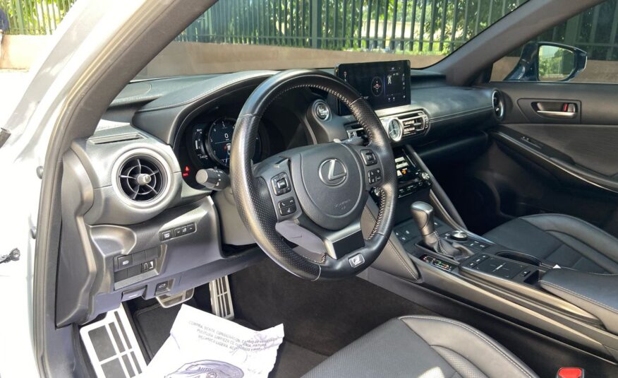 Lexus IS 350 FSport – Año 2021
