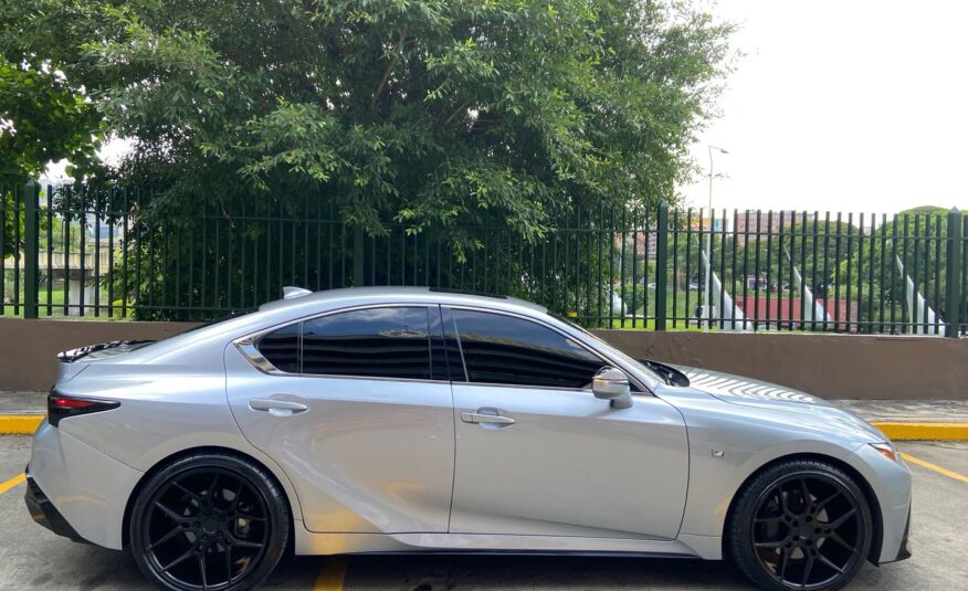 Lexus IS 350 FSport – Año 2021