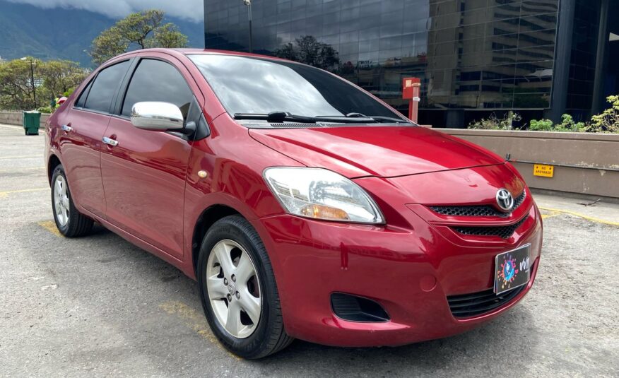 Toyota Yaris Belta – Año 2008