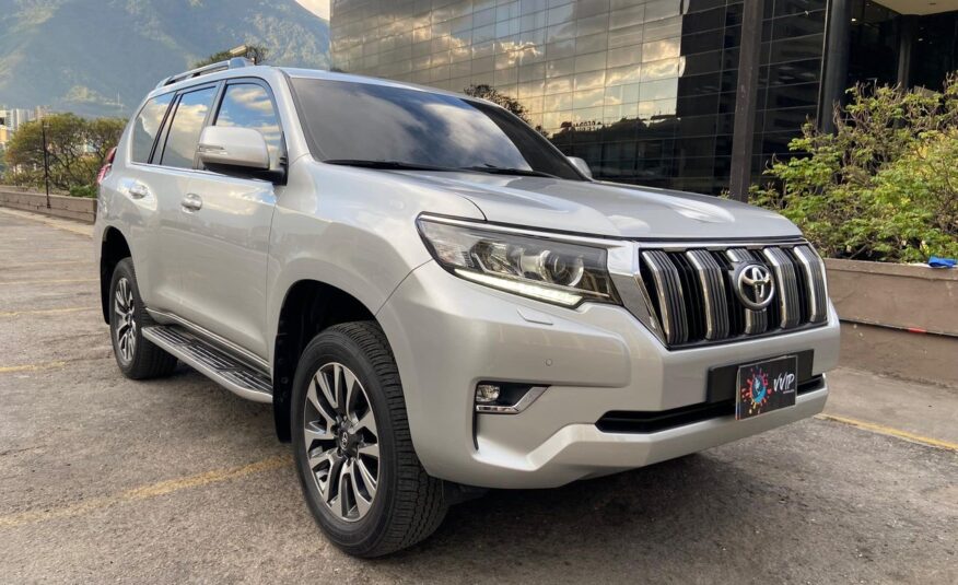 Toyota Prado VX – Año 2022