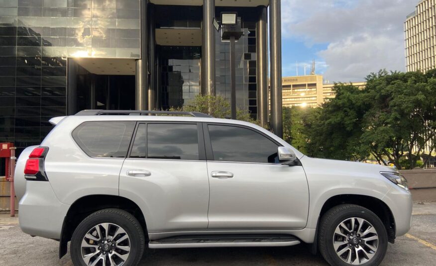 Toyota Prado VX – Año 2022