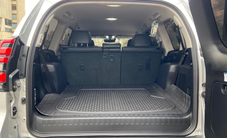 Toyota Prado VX – Año 2022