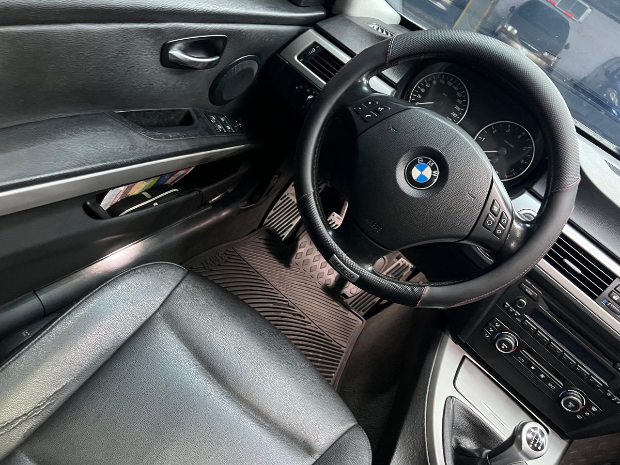 BMW 325I – Año 2008