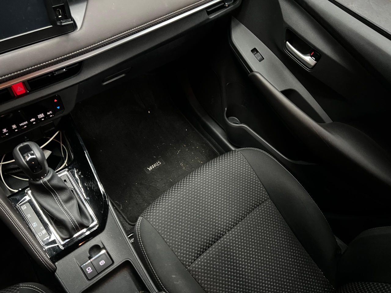 Toyota Yaris E – Año 2023