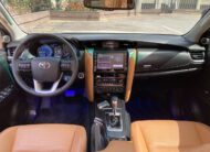 Toyota Fortuner VXR V6 – Año 2025