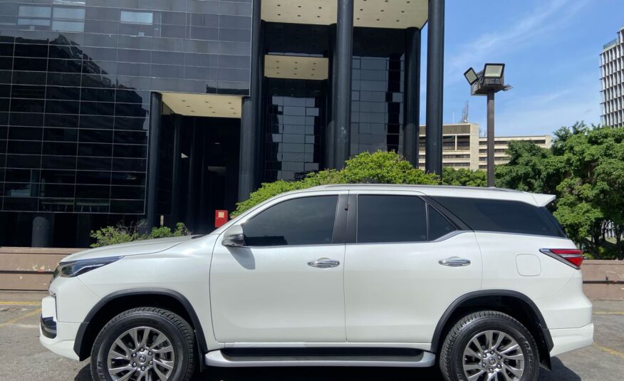 Toyota Fortuner VXR V6 – Año 2025
