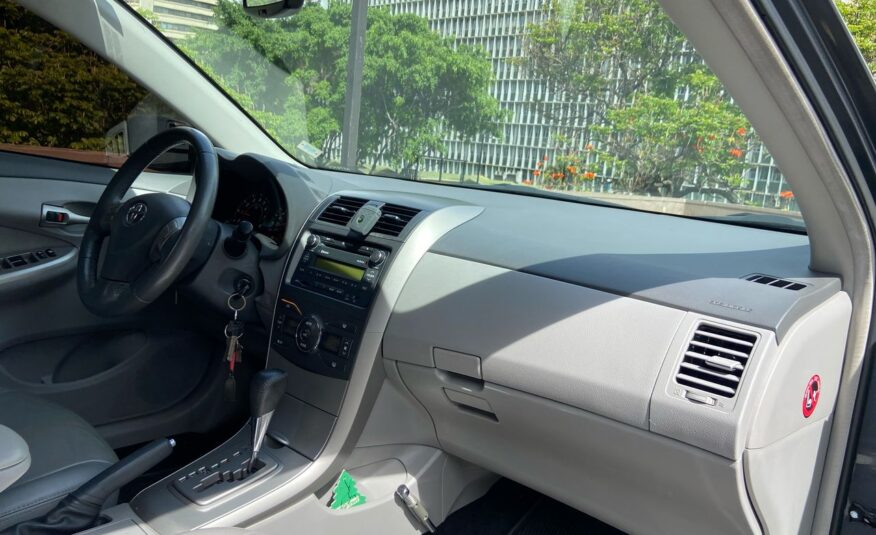 Toyota Corolla GLI – Año 2011