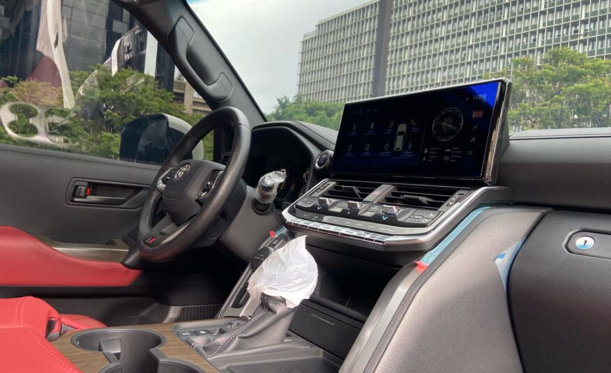 Toyota Land Cruiser GR – Año 2024