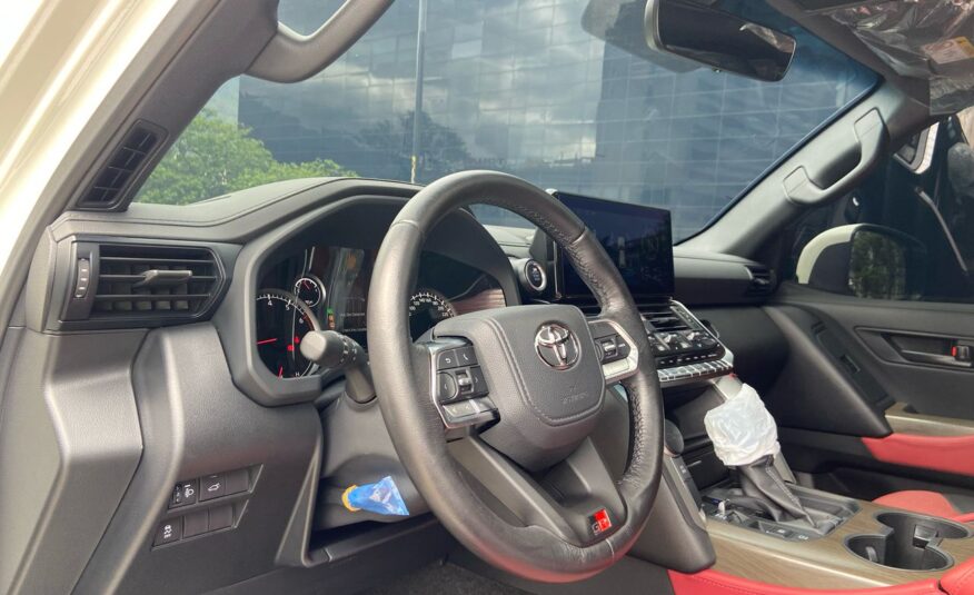 Toyota Land Cruiser GR – Año 2024