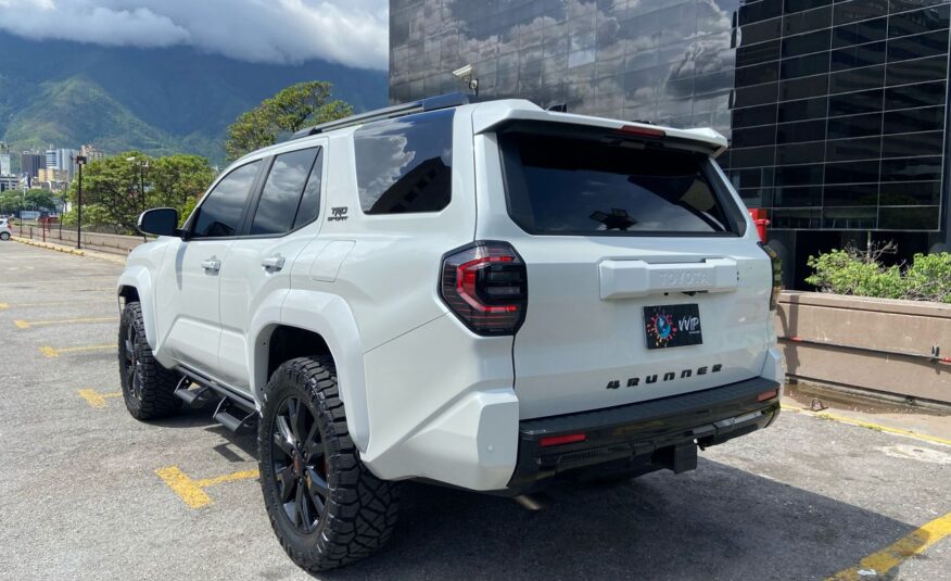 Toyota 4Runner TRD SPORT – Año 2025