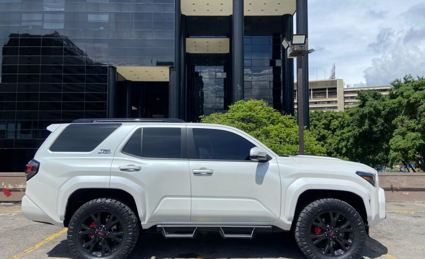 Toyota 4Runner TRD SPORT – Año 2025